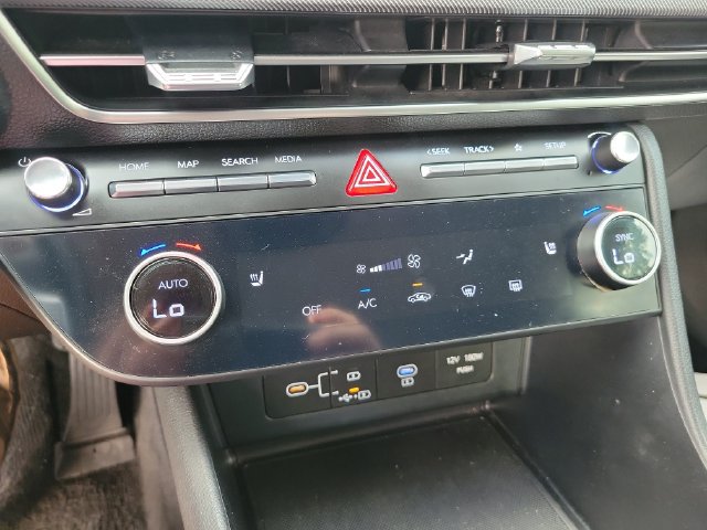 Used 2025 Hyundai Sonata SEL FWD image 22
