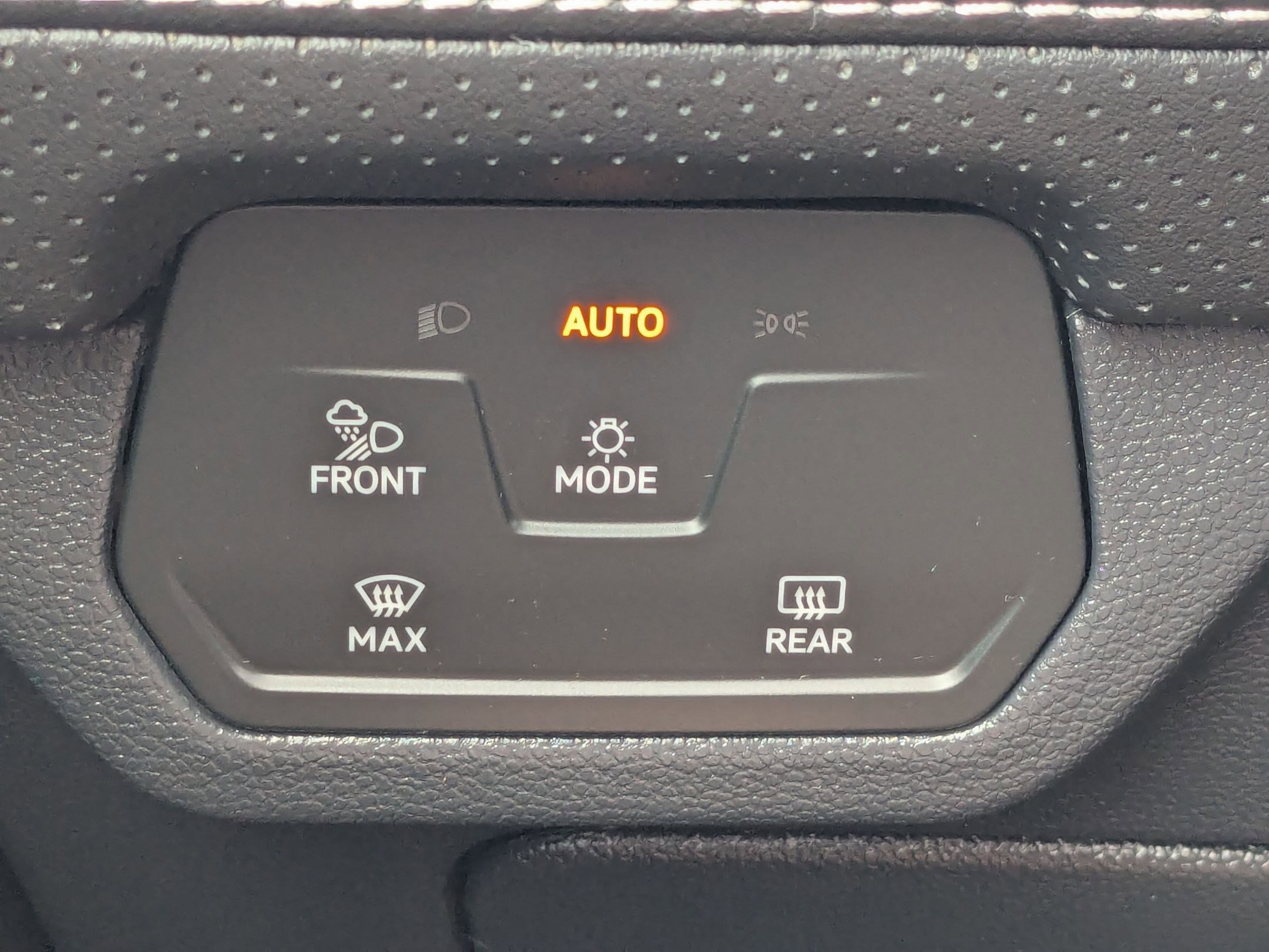 Used 2024 Volkswagen Atlas SEL Premium R-Line AWD/4WD image 20