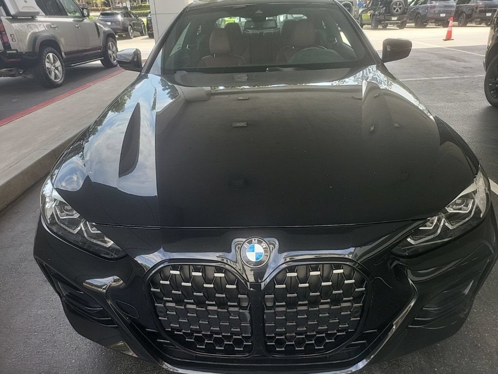 Used 2021 BMW 430i Coupe w/ M Sport Package RWD image 2