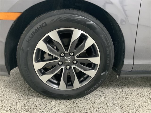 Used 2024 Honda Odyssey EX-L image 11
