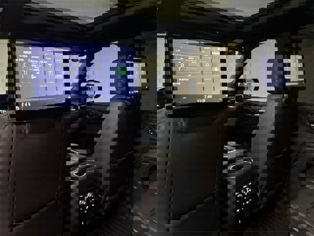 Certified 2021 GMC Yukon Denali w/ Denali Premium Package image 36