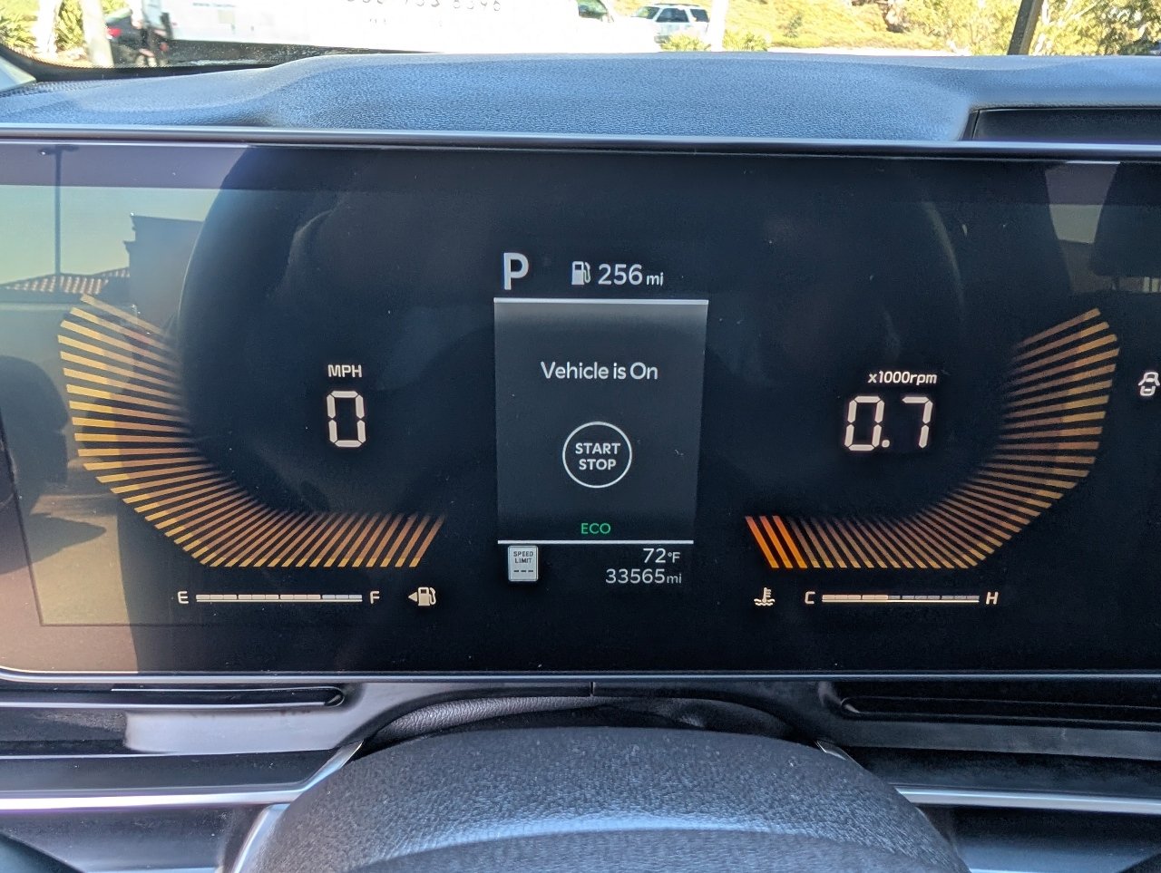 Used 2025 Kia Carnival image 20