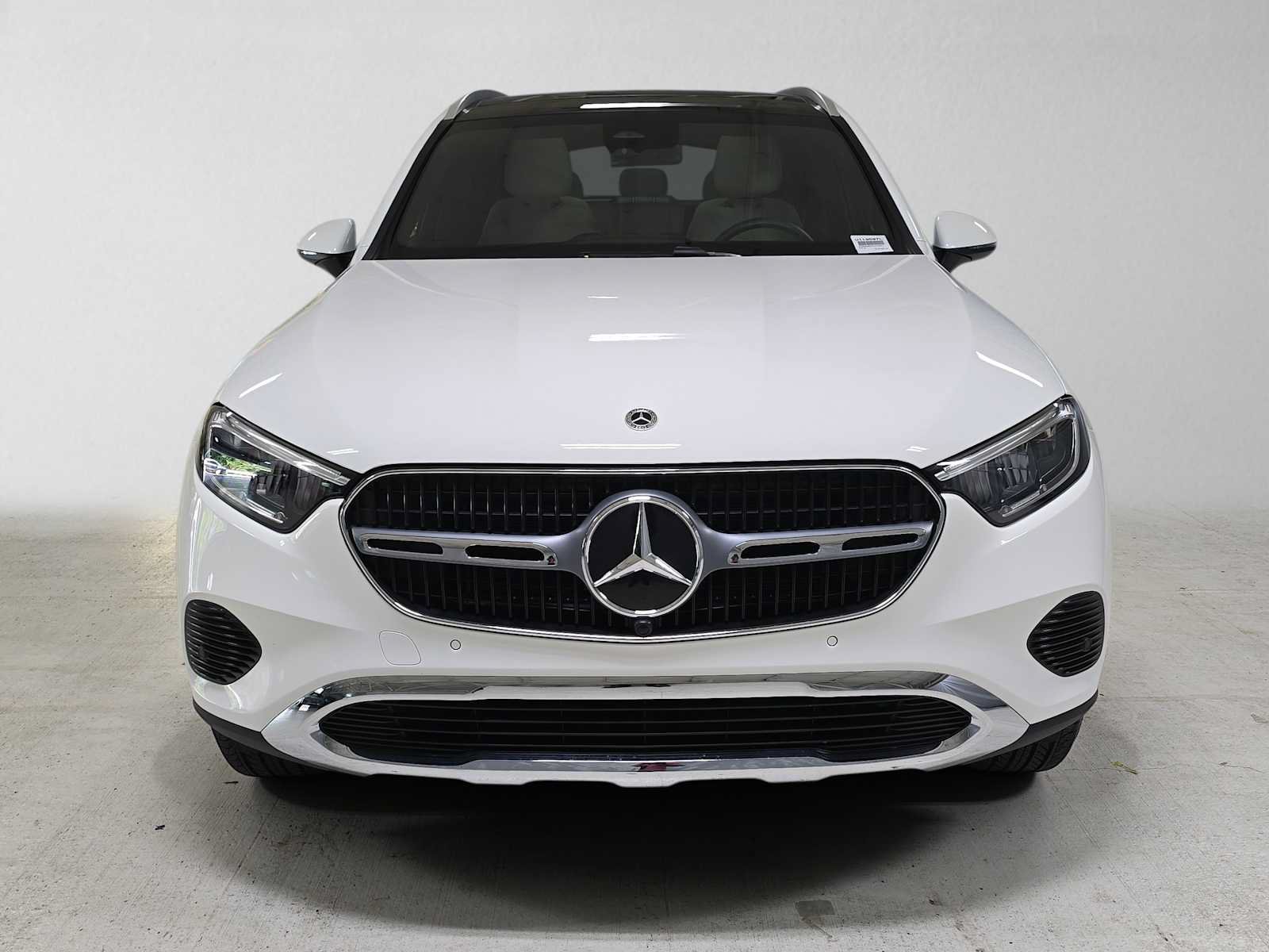 Certified 2026 Mercedes-Benz GLC 300 4MATIC image 9