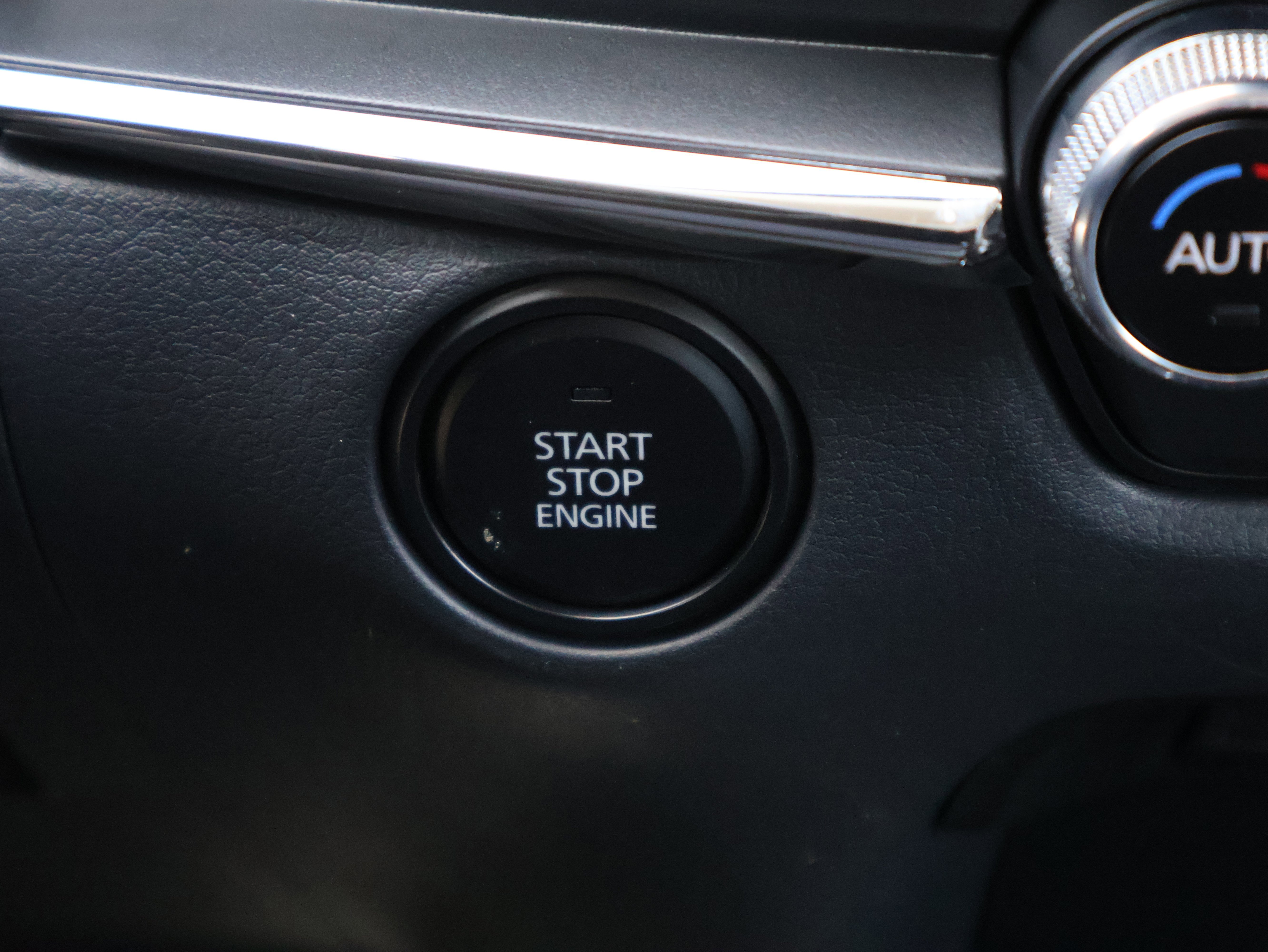 Certified 2025 MAZDA CX-30 AWD 2.5 S w/ Premium Package image 29