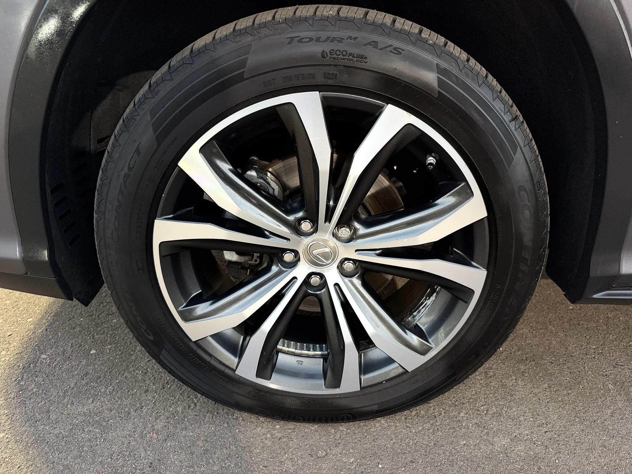 Used 2016 Lexus RX 450h AWD w/ Cold Weather Package image 38