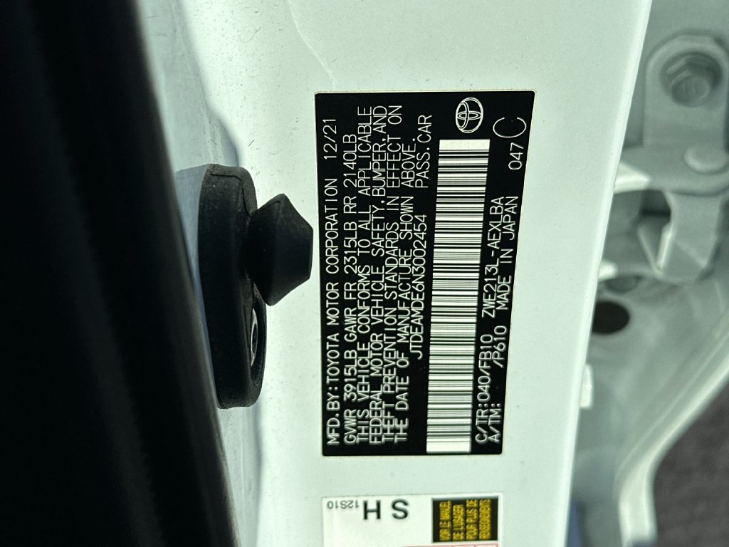 Used 2022 Toyota Corolla LE FWD image 32