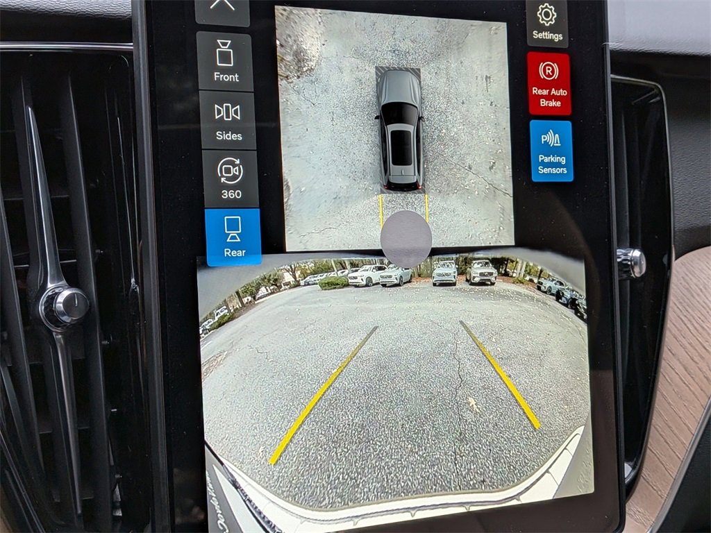 New 2026 Volvo XC60 B5 Plus w/ Protection Package Premier image 23