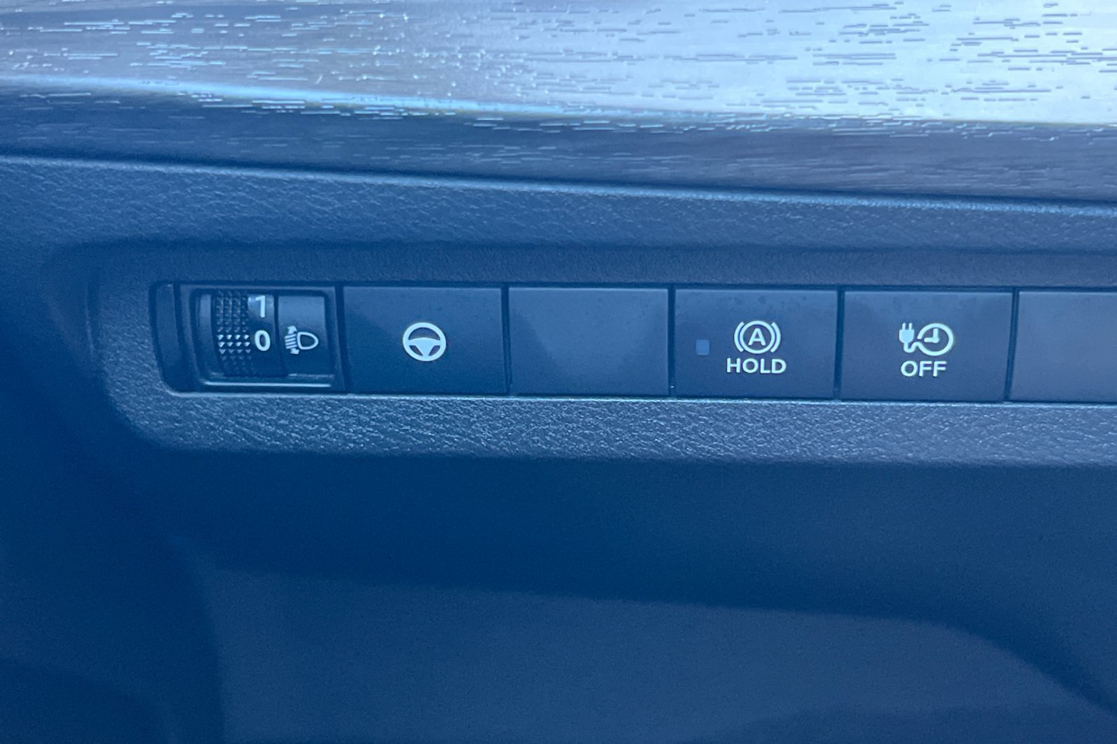 Certified 2023 Nissan Ariya FWD image 32
