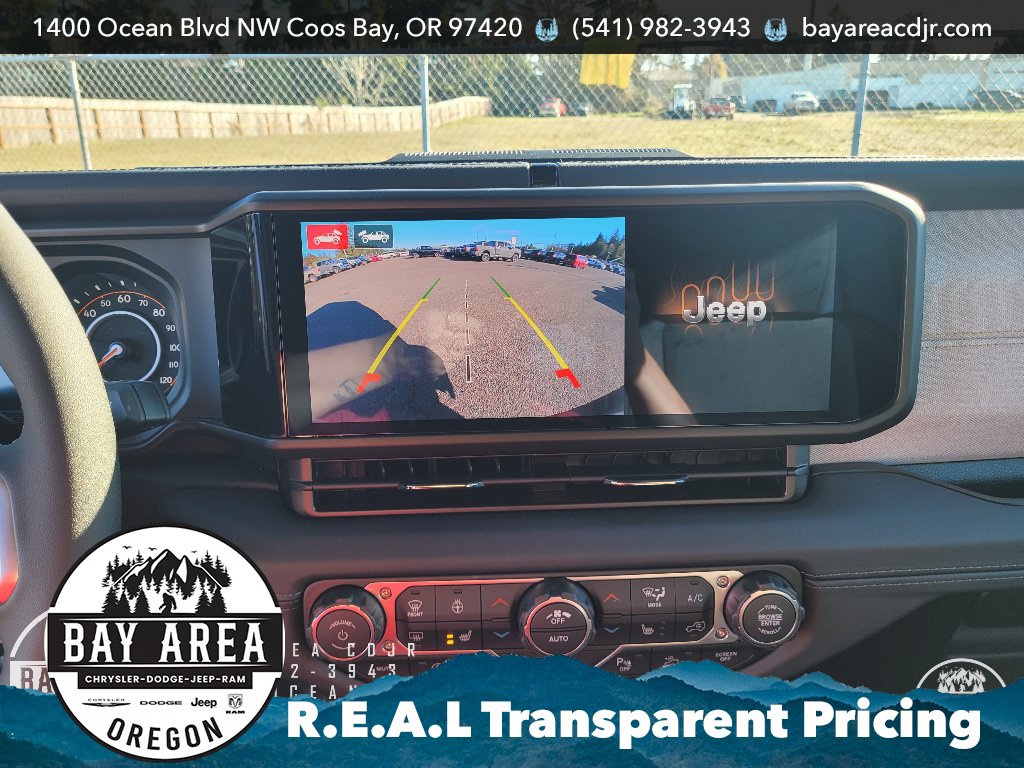 New 2026 Jeep Wrangler Unlimited Sahara w/ Safety Group AWD/4WD image 20