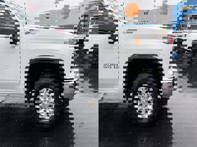 New 2026 Chevrolet Silverado 2500 LT image 9