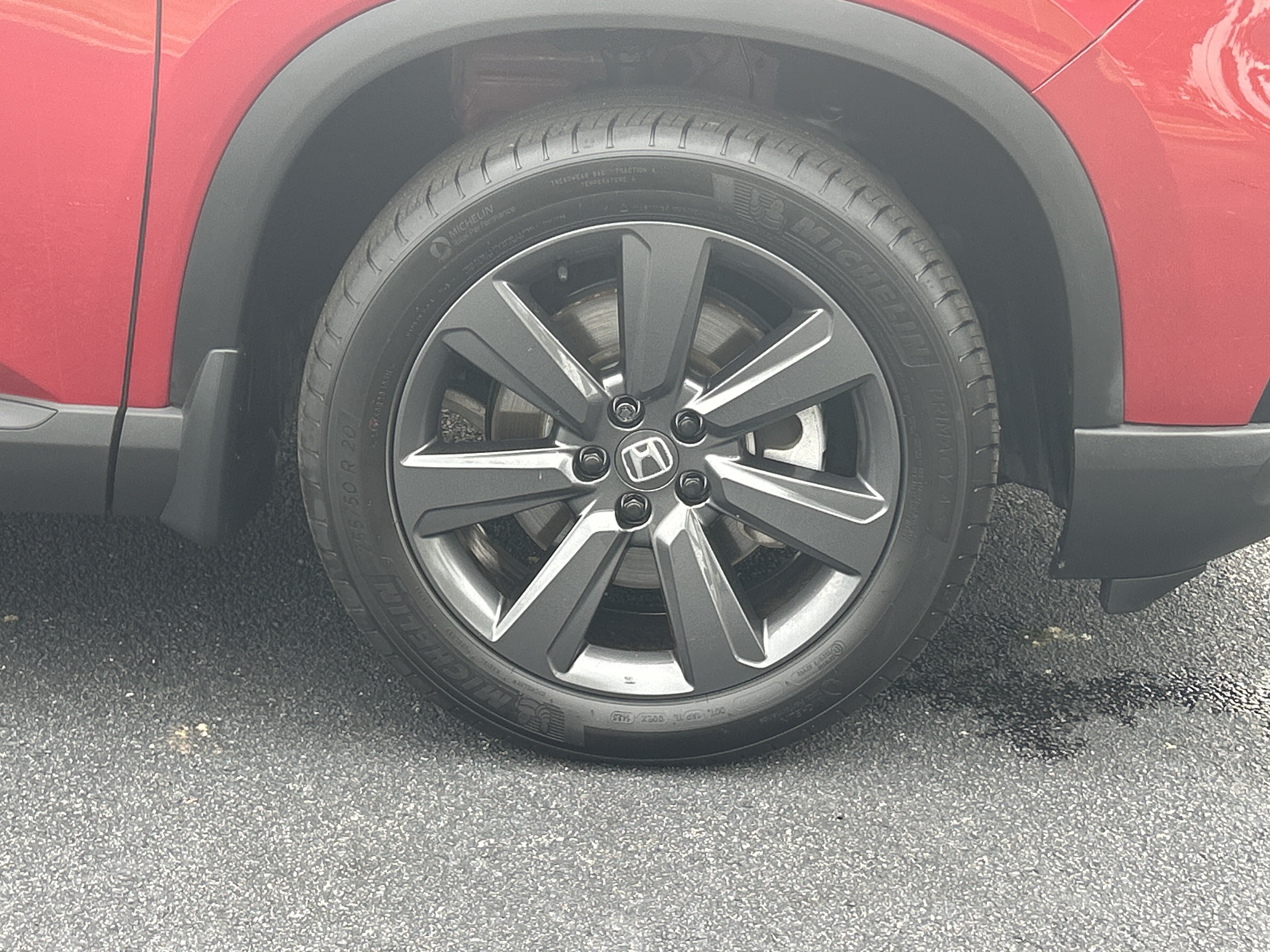 Used 2025 Honda Pilot Sport image 33