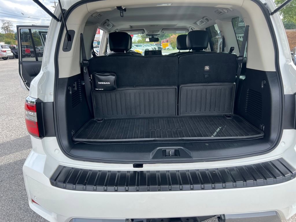 Used 2021 Nissan Armada SL w/ Captain's Chairs Package image 24