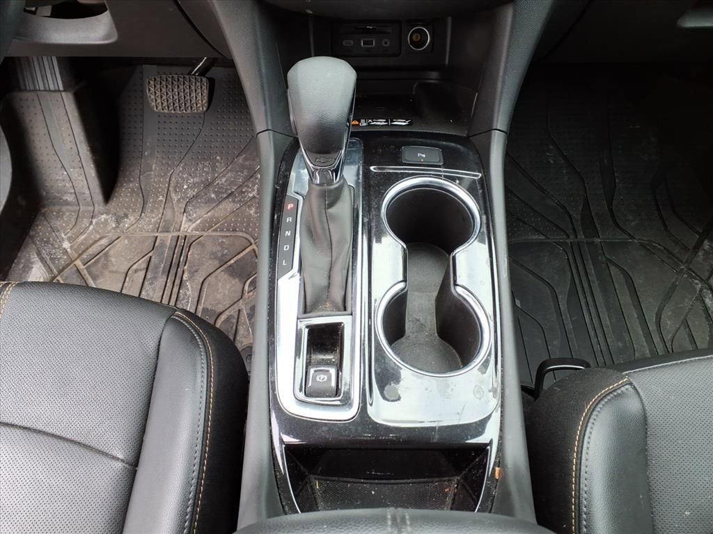 Used 2023 Chevrolet Equinox Premier image 26