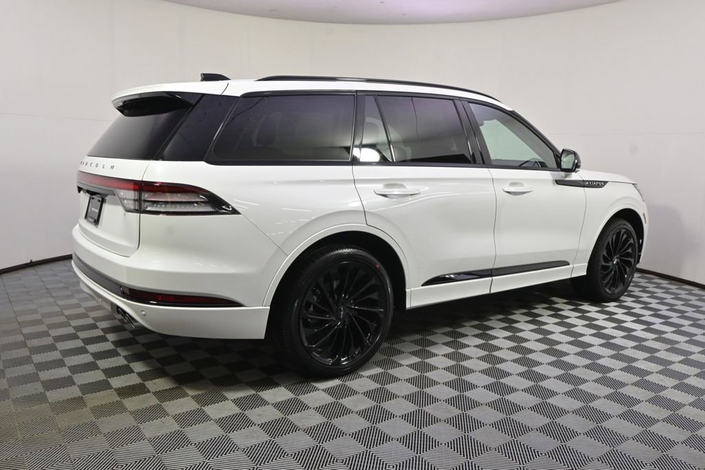 New 2026 Lincoln Aviator Reserve image 7