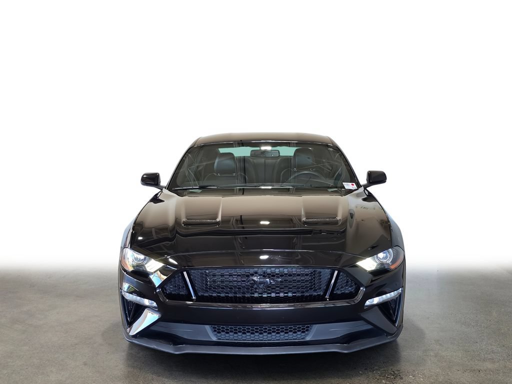 Used 2018 Ford Mustang GT Premium w/ Black Accent Package RWD image 2