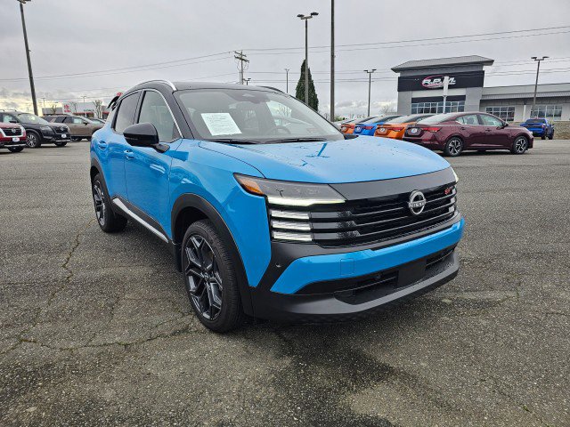 Used 2025 Nissan Kicks SR w/ SR Premium Package image 1