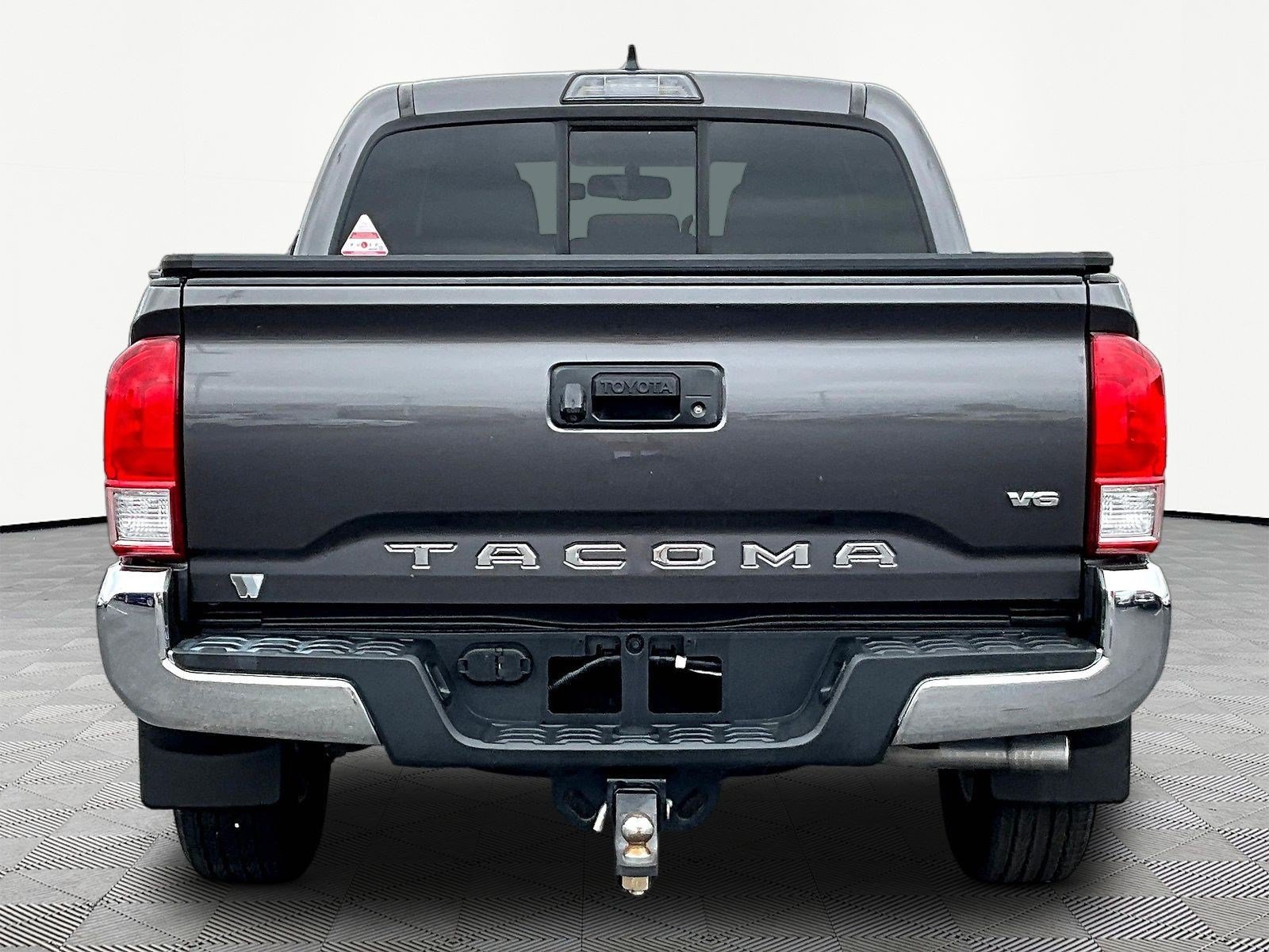 Used 2016 Toyota Tacoma SR5 w/ SR5 Appearance Package (SN) RWD image 5