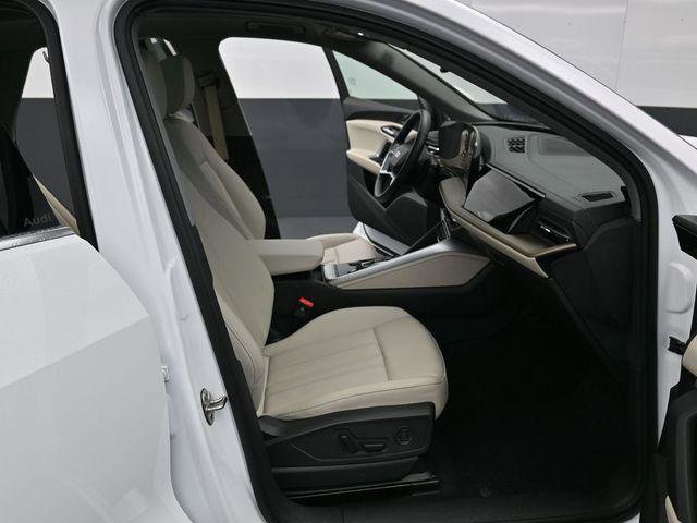 Certified 2025 Audi Q5 Premium Plus w/ Premium Plus image 36