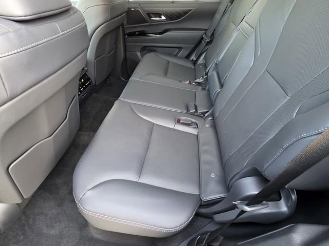 New 2026 Lexus LX 700h Luxury image 9