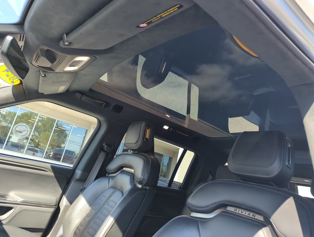 Used 2024 Rivian R1S Adventure Dual AWD/4WD image 25