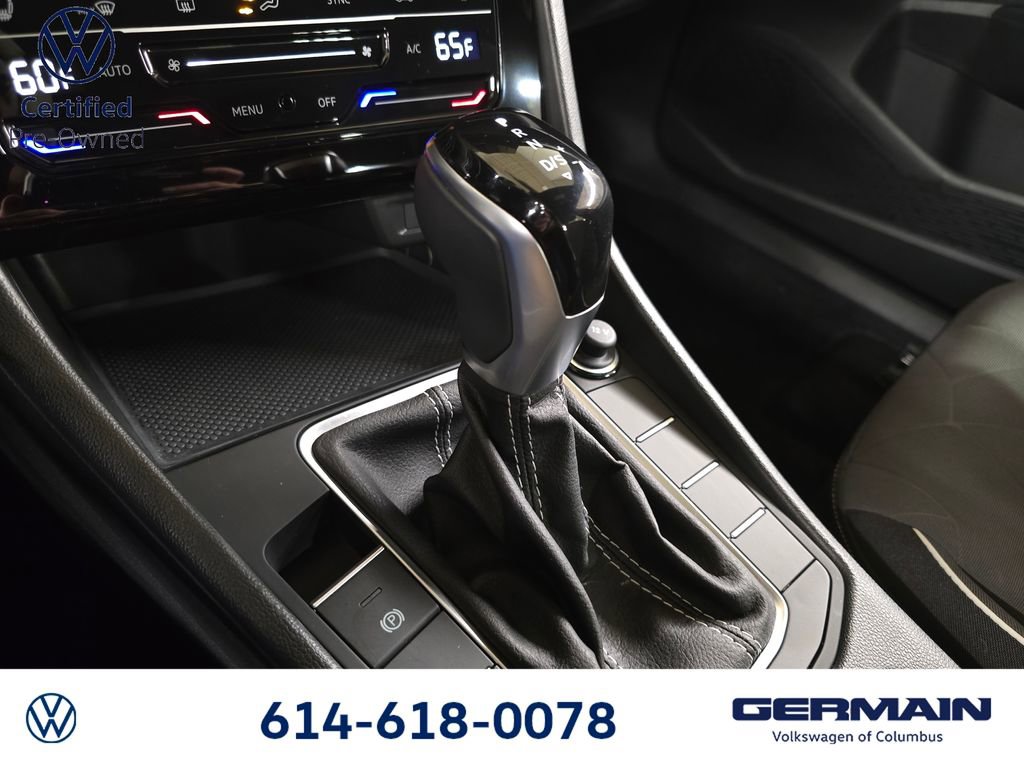 Used 2025 Volkswagen Jetta Sport image 24