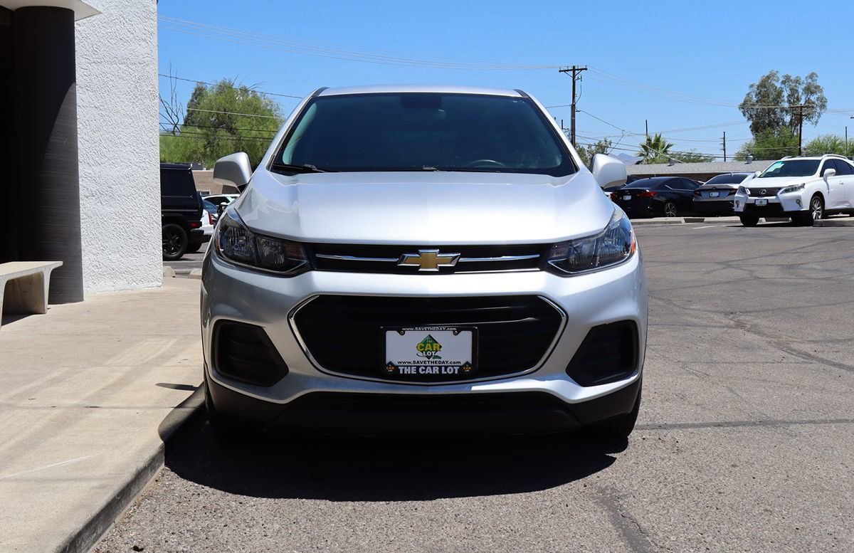 Used 2020 Chevrolet Trax LS w/ Tint and Cruise Package FWD image 16