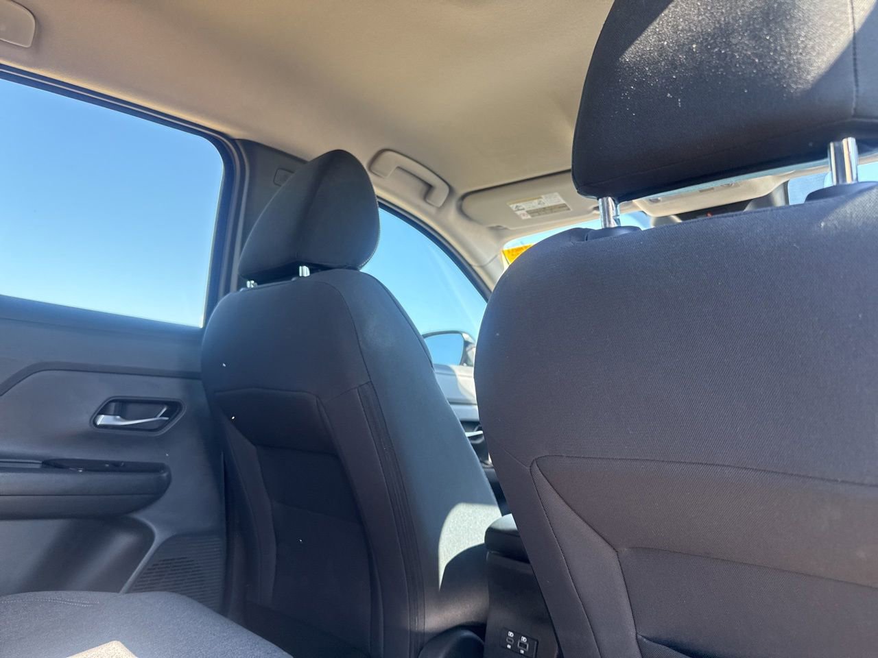 Certified 2025 Nissan Kicks SV w/ Charging Package FWD image 31