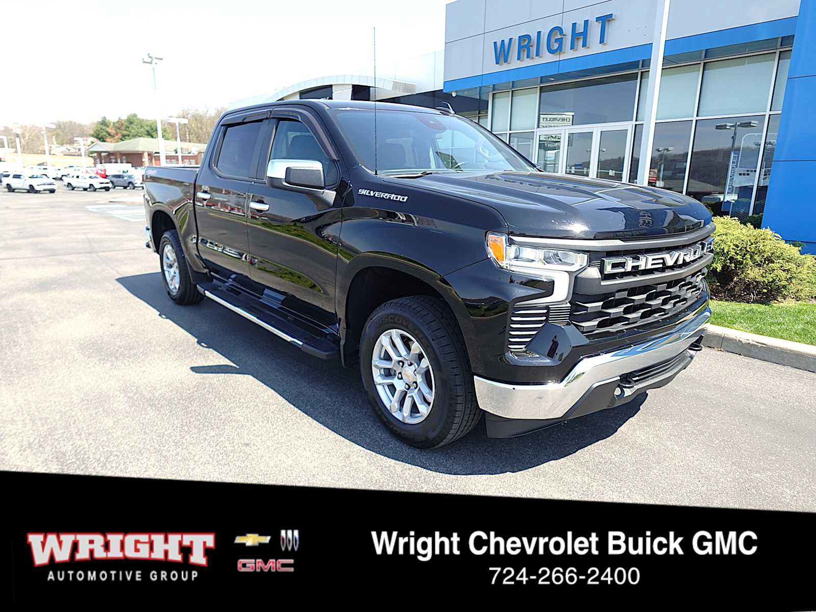 Used 2022 Chevrolet Silverado 1500 LT AWD/4WD image 1