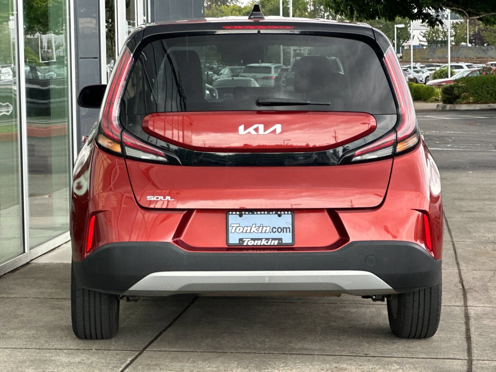 Used 2023 Kia Soul LX w/ LX Technology Package FWD image 4