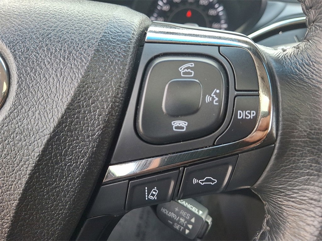 Used 2018 Toyota Avalon XLE Premium w/ All Weather Liner Package image 24