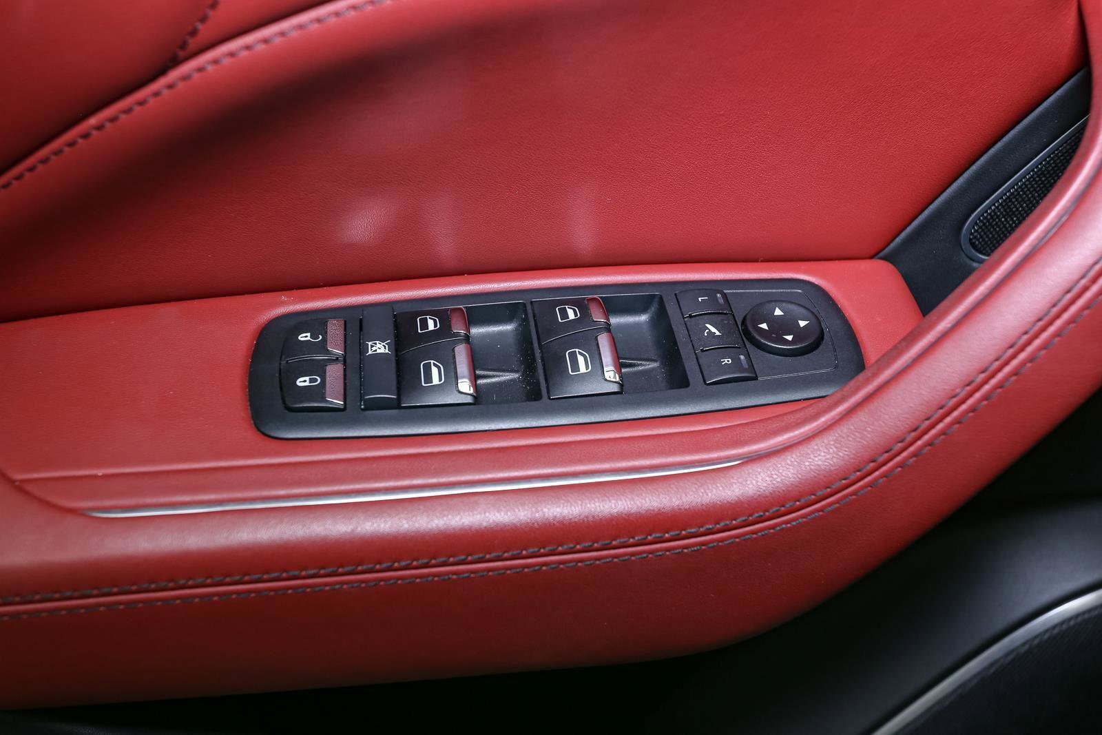 Used 2020 Maserati Levante S GranSport image 46