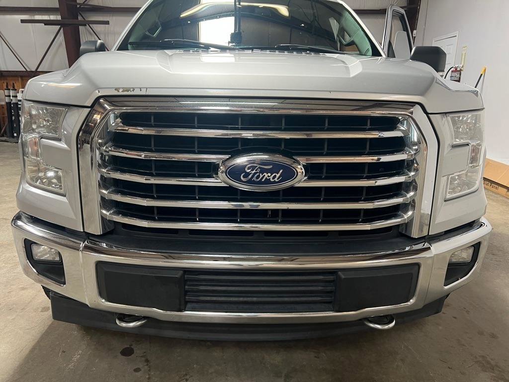 Used 2017 Ford F150 XLT w/ Equipment Group 302A Luxury image 11