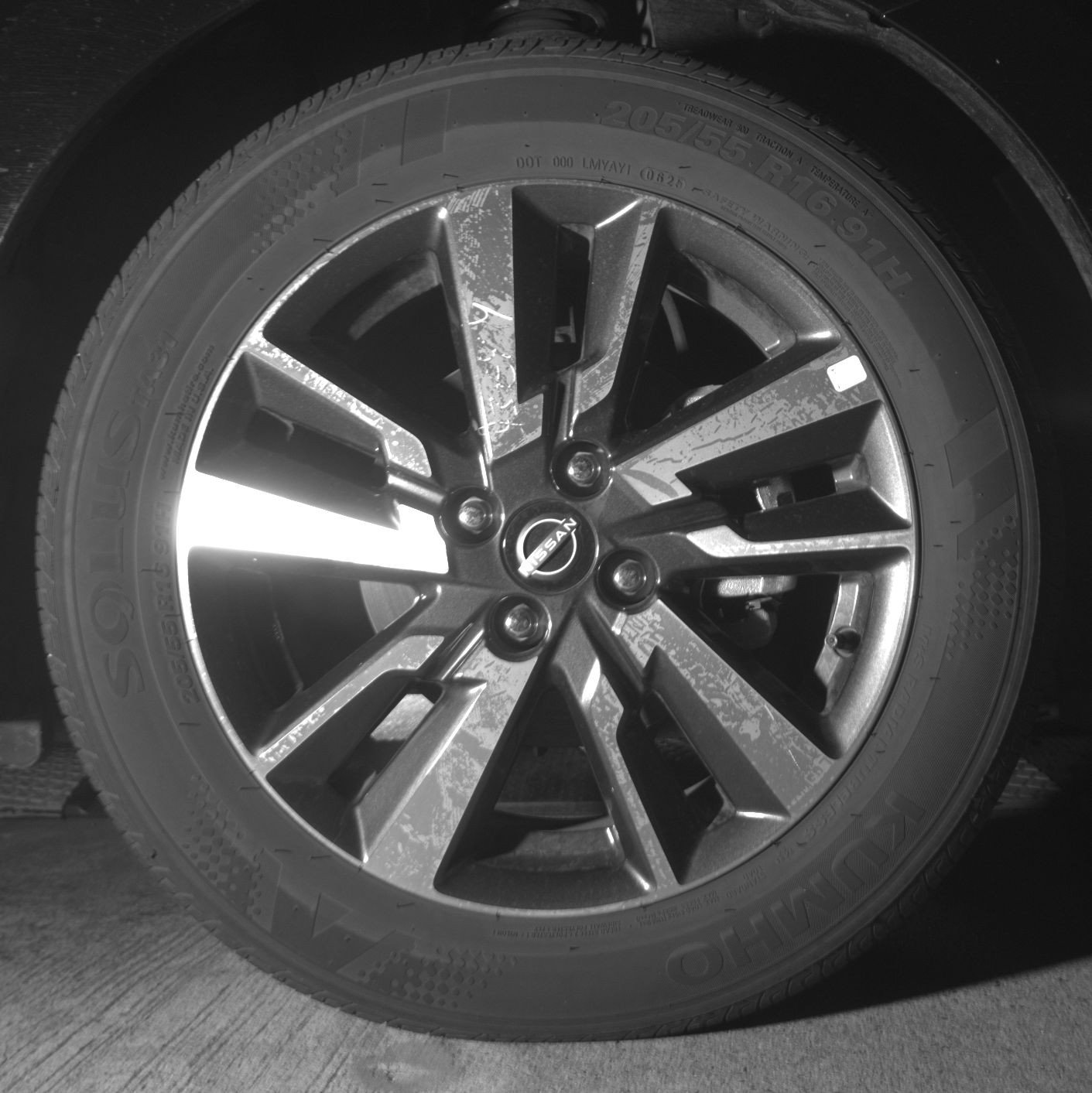 Used 2025 Nissan Versa SV image 13