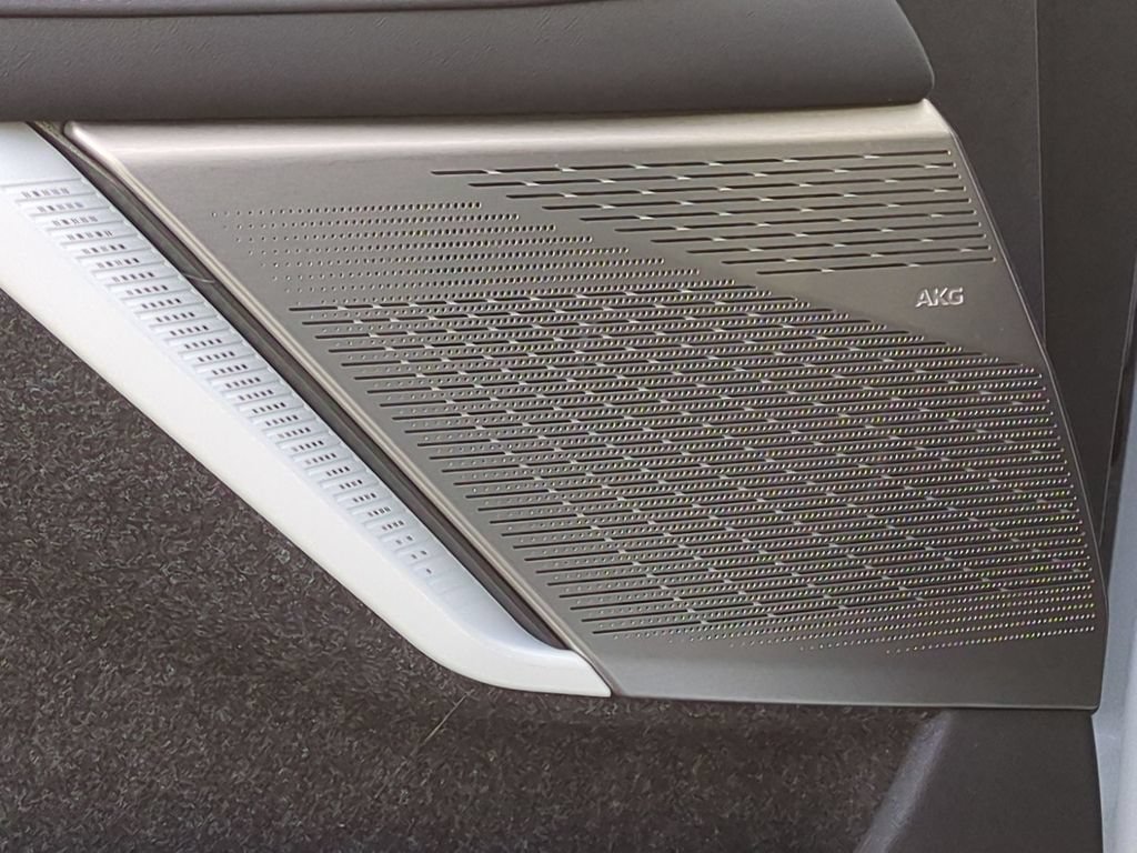 New 2026 Cadillac Optiq Luxury 1 RWD image 25