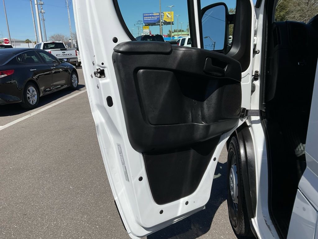 Used 2023 RAM ProMaster 2500 image 12