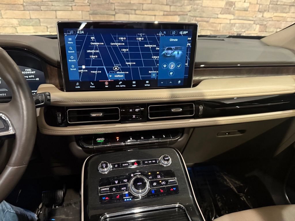 Used 2022 Lincoln Nautilus Reserve w/ Equipment Group 201A AWD/4WD image 19