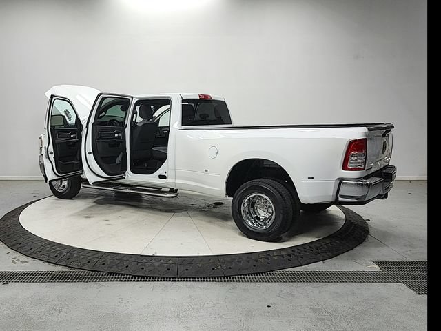 Used 2024 RAM 3500 Big Horn AWD/4WD image 13