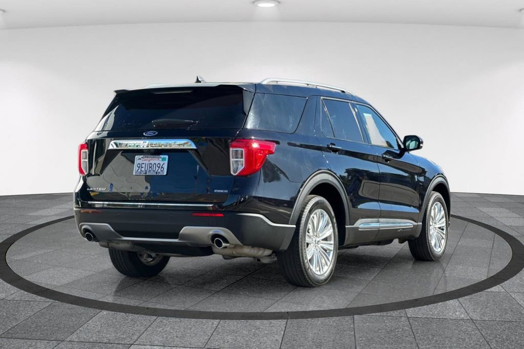 Certified 2023 Ford Explorer Limited w/ Hybrid Equipment Group 310A image 5
