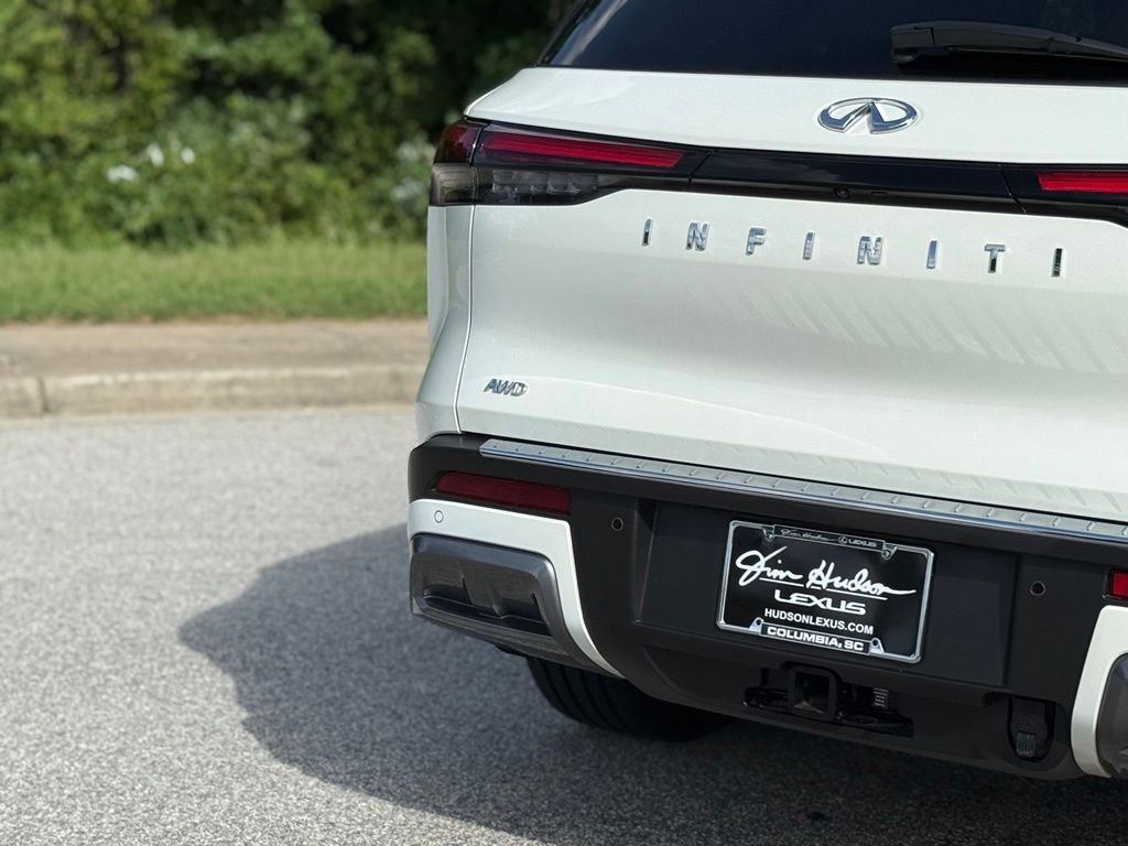 Used 2023 INFINITI QX60 Autograph w/ Cargo Package AWD/4WD image 13
