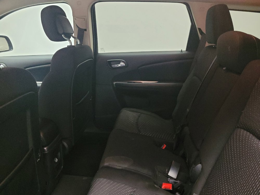 Used 2020 Dodge Journey SE w/ SE Popular Equipment Group image 18
