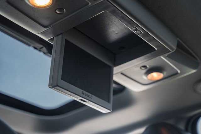 Used 2016 GMC Acadia Denali image 41