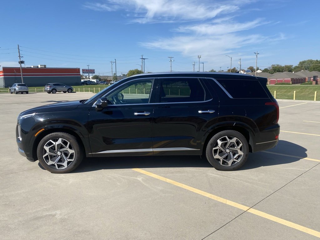 Used 2022 Hyundai Palisade Calligraphy image 5
