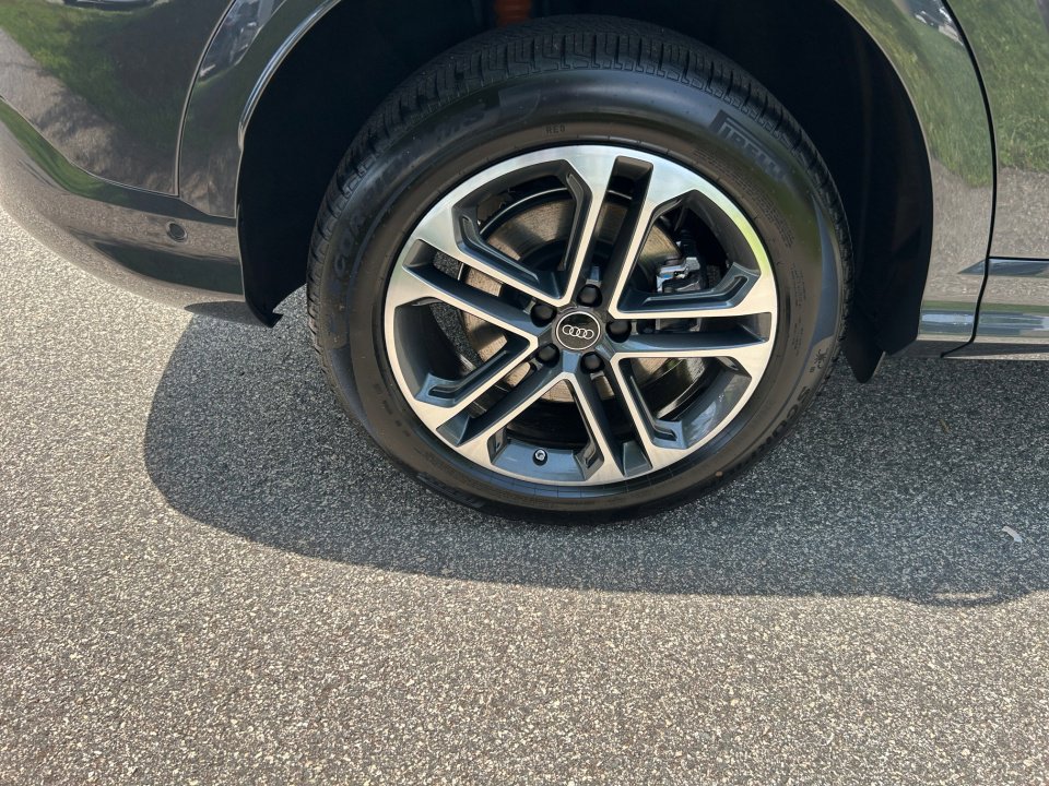 Certified 2025 Audi Q5 Premium Plus w/ Premium Plus image 23