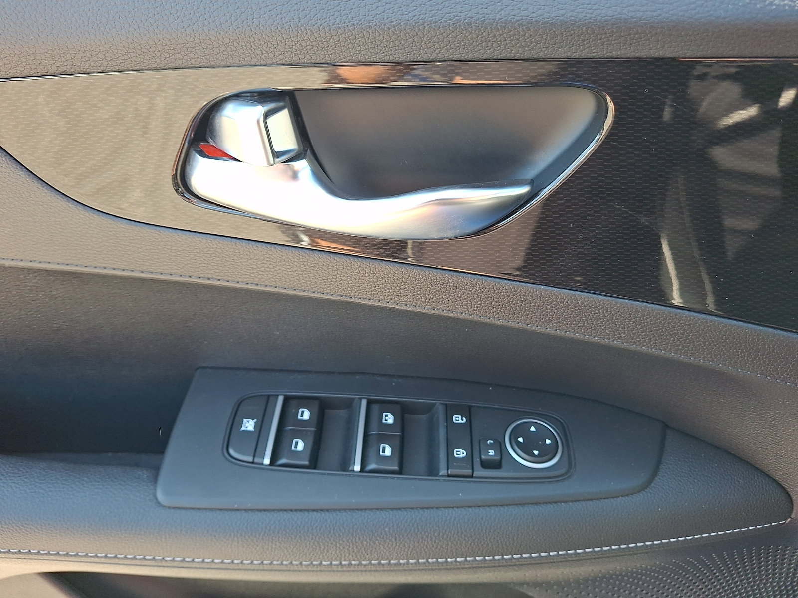 Certified 2024 Kia Forte GT-Line w/ GT-Line Premium Package FWD image 13