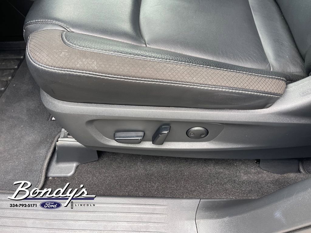 Used 2024 Nissan Pathfinder SL w/ SL Premium Package image 9