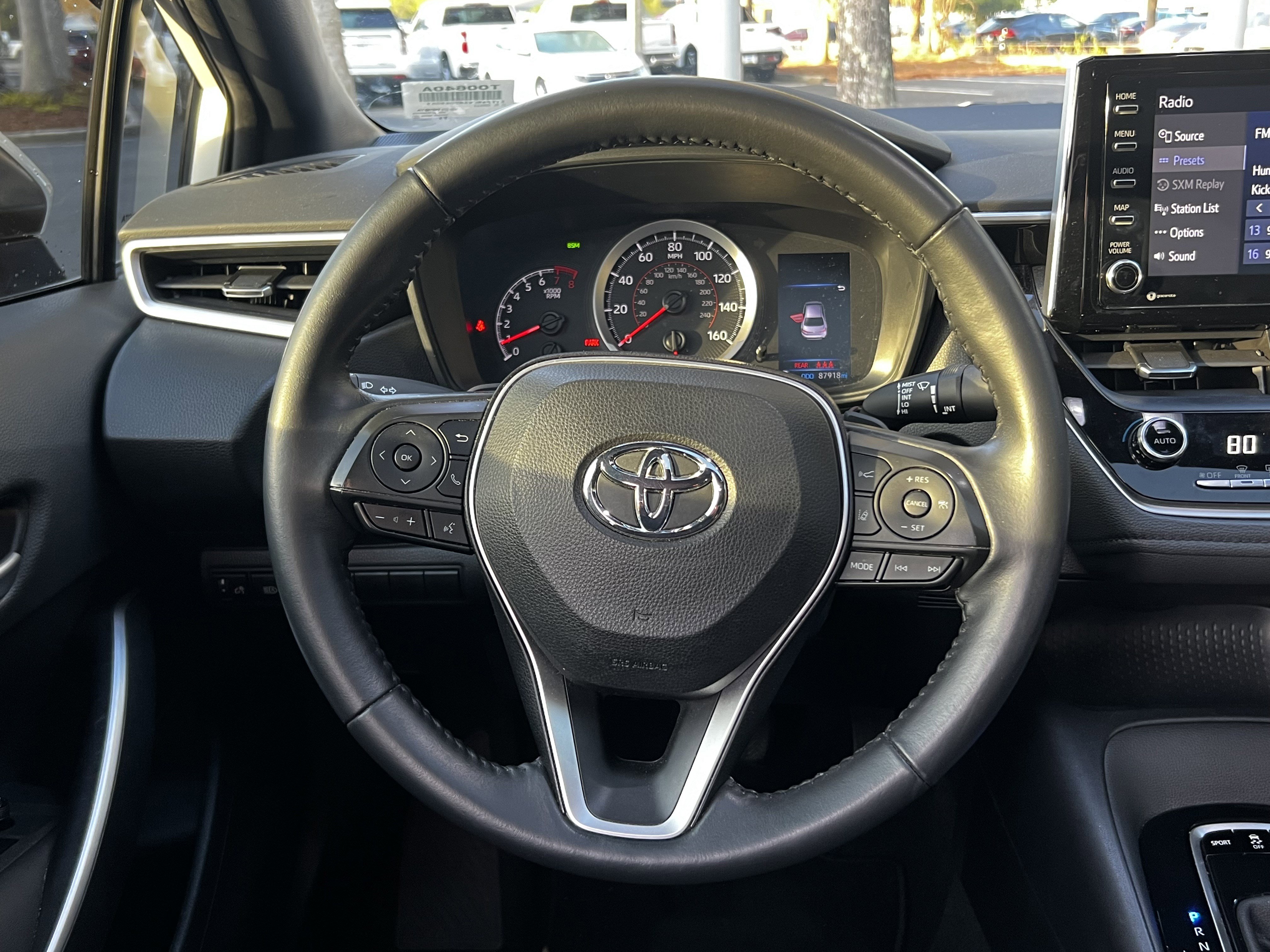 Used 2021 Toyota Corolla SE w/ SE Premium Package image 34