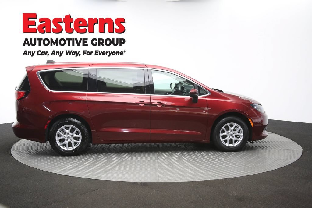 Used 2023 Chrysler Voyager LX FWD image 44