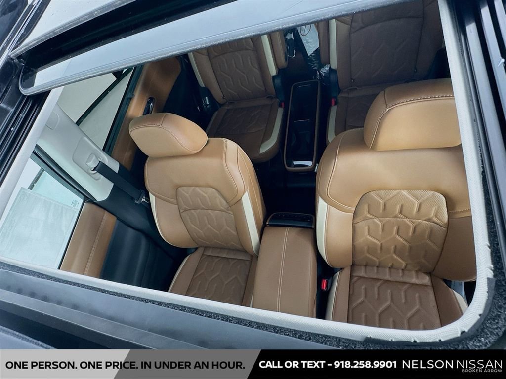 New 2026 Nissan Pathfinder Platinum image 22