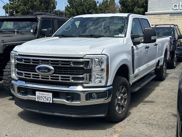 Used 2024 Ford F250 XLT AWD/4WD image 3