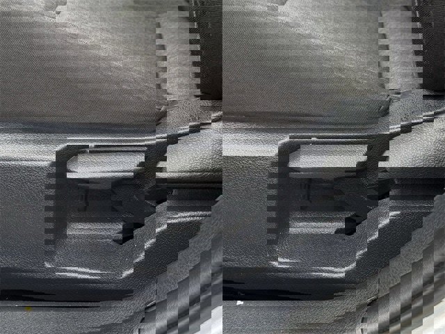 Used 2025 Toyota Camry LE image 28